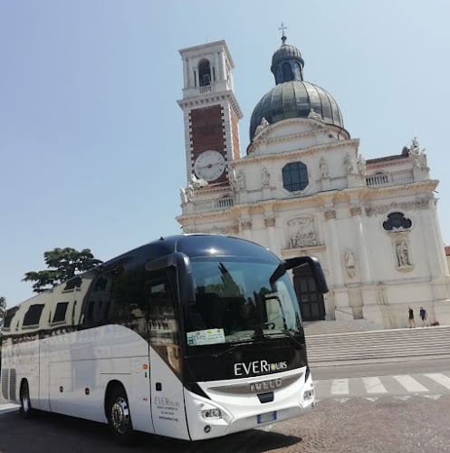 Evertours - Noleggio AutoBus Granturismo
