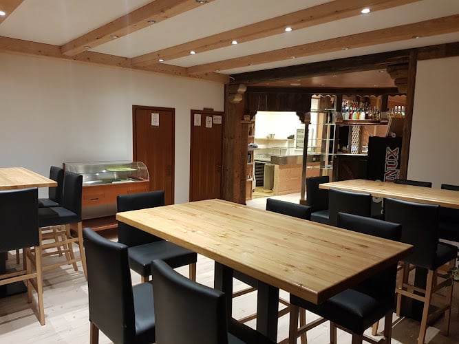 Camping Calavise Pizzeria "Le Peze"