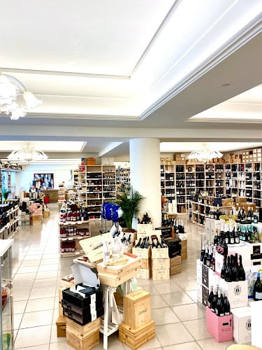 AZZURRA ENOTECA E TIPICITÀ MARCHIGIANE