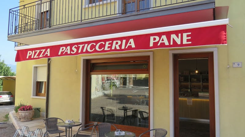 Paiarolli's Bakery. Pizza al Taglio, Pasticceria e Panificio Paiarolli
