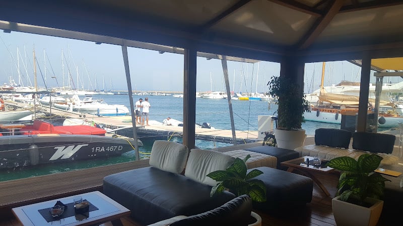 Noleggiare Melis Rent