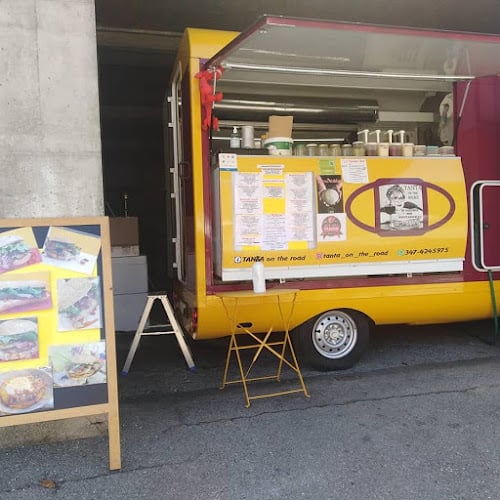 STREET FOOD PAINT ON THE ROAD