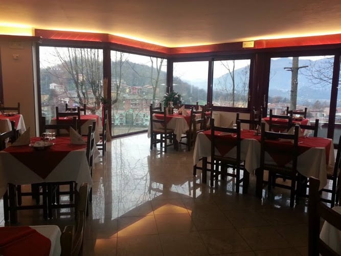 Pizzeria Ristorante Tonallo