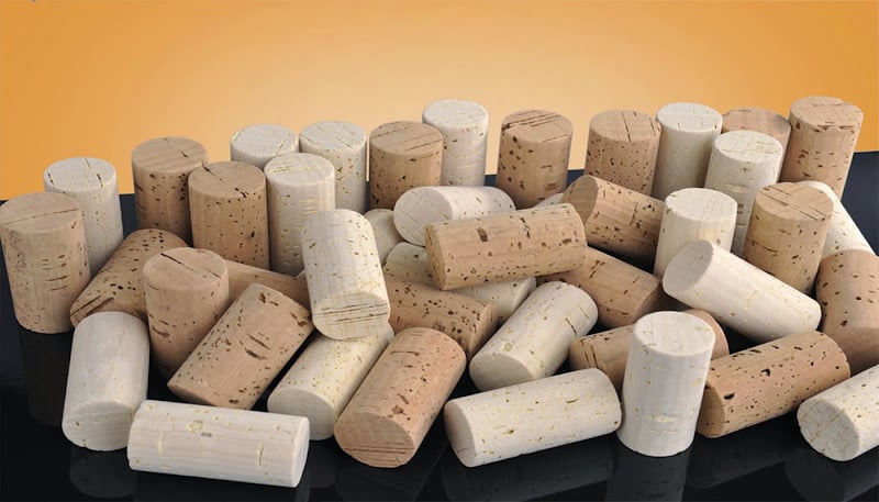 Sugherificio L.T.S. srl - Tappi in sughero e agglomerati, per vino, sughero, tappi conici