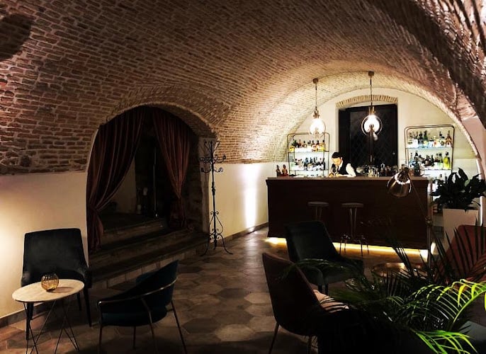 Aspro Cocktail Bar