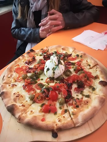 Pizza e pizza
