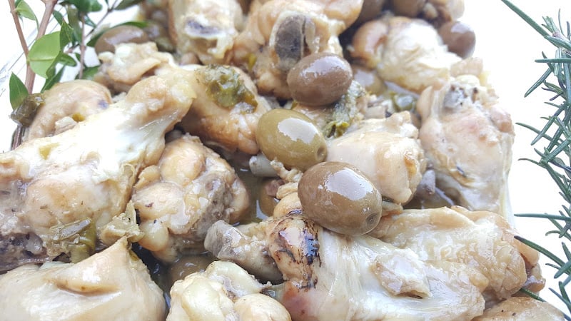 Marinella Market e Gastronomia
