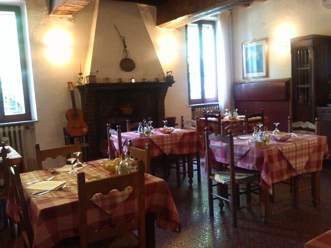 Trattoria pizzeria CA'ROSSA