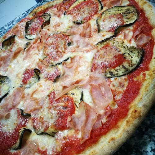 SorrentHouse Pizzeria