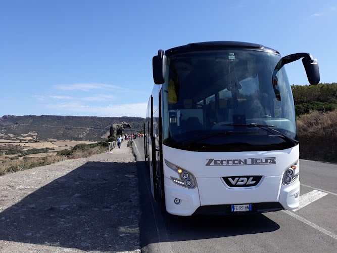 Zepponi Tours Snc