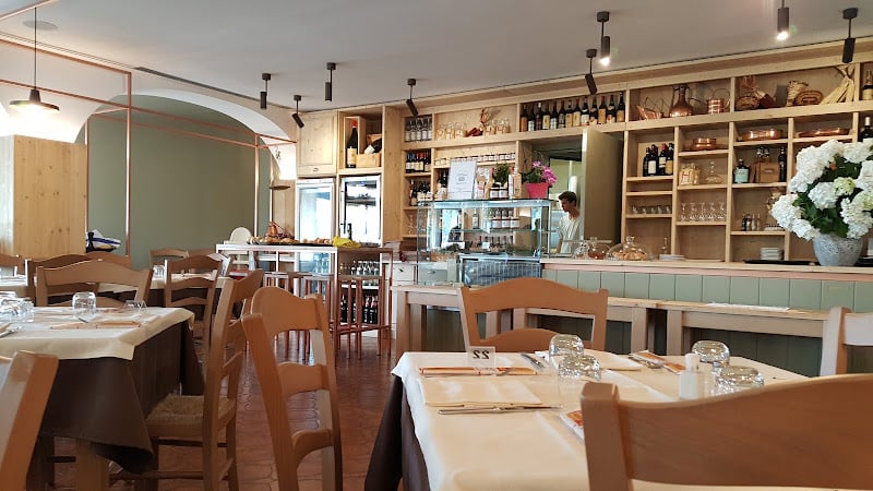 Ristorante Pizzeria "La Taverna"-per banchetti,per cerimonie,cucina bergamasca,polenta selvaggina