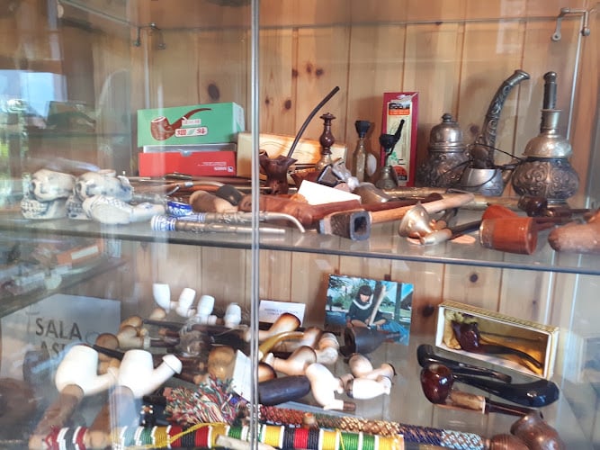 Paronelli Pipe produzione e vendita - Primo Museo Italiano della Pipa