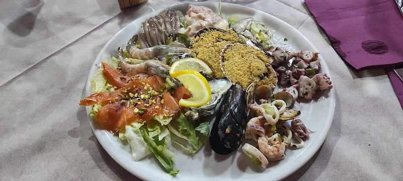 Le Chic Garden Café