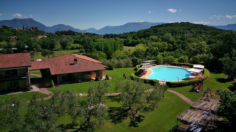 Garda Hill Agriturismo Ferienwohnungen Hotel