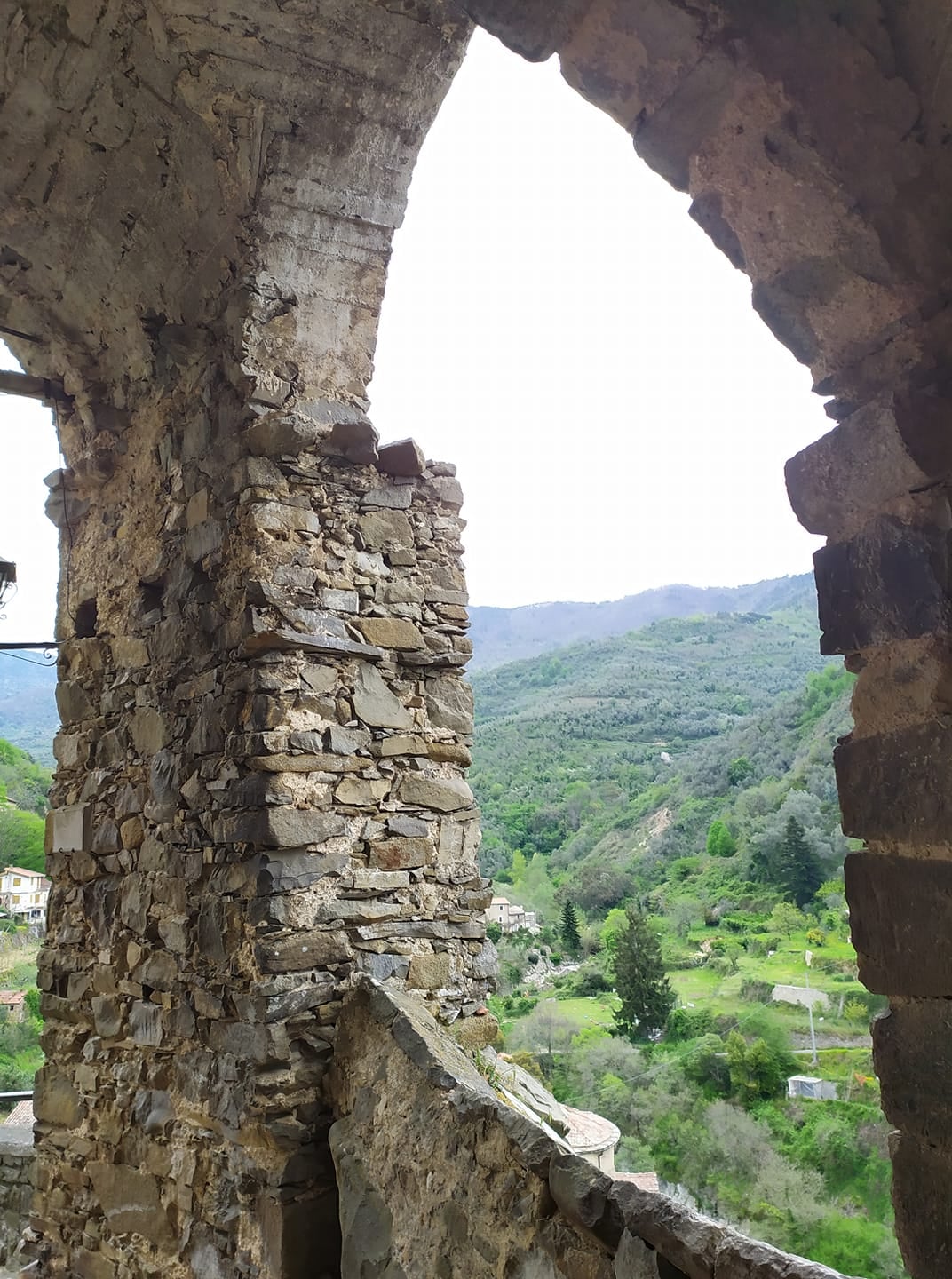 Porta dell'Oppidum o della Pena a Ceriana