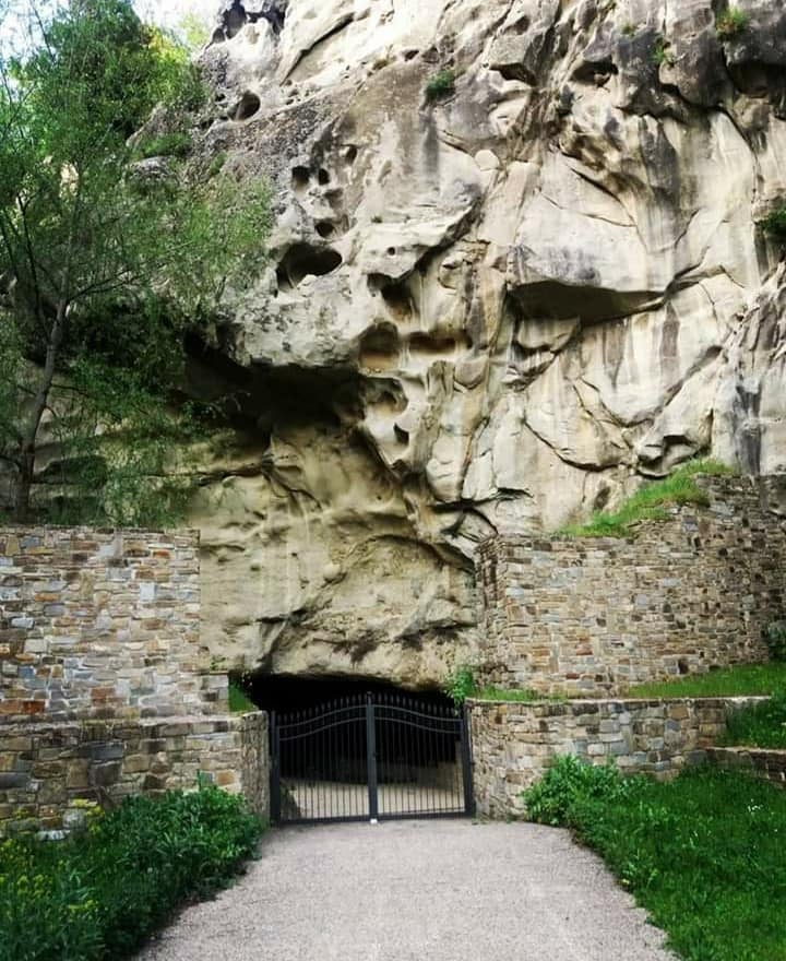 Grotta Dei Briganti