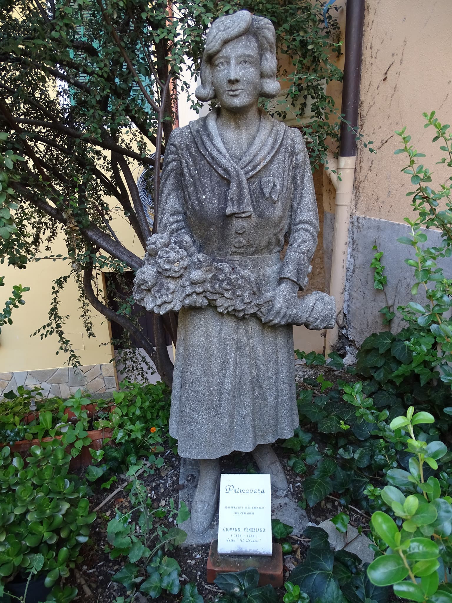 Scultura La Primavera di Giovanni Pietro Veneziano a Ceriana