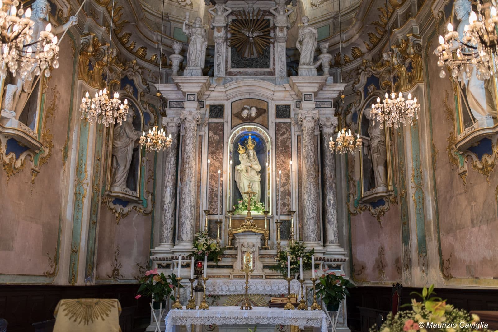 Santuario della Madonna della Villa immerso nella Valle Armea a Ceriana