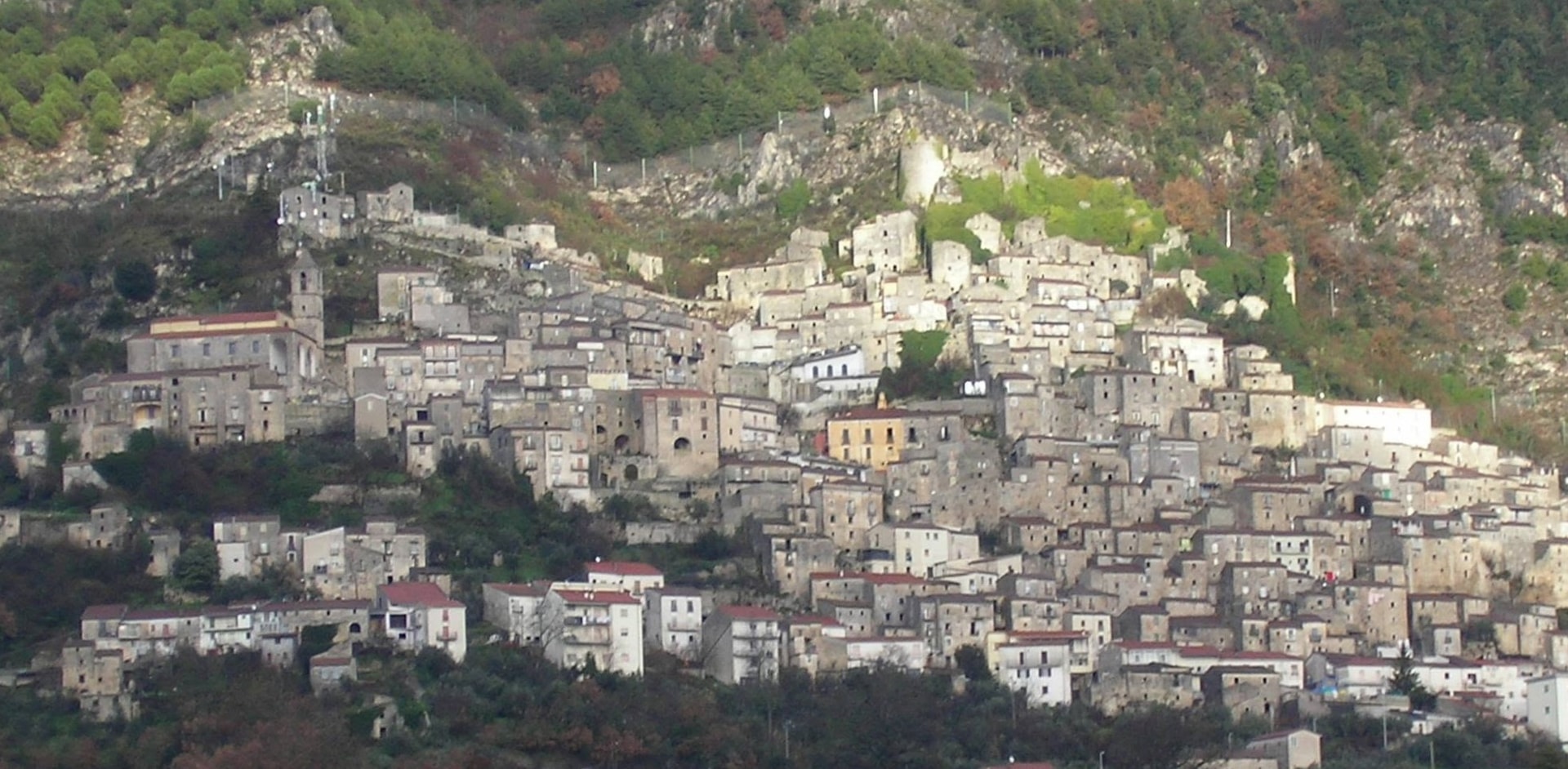 Pesche (IS)