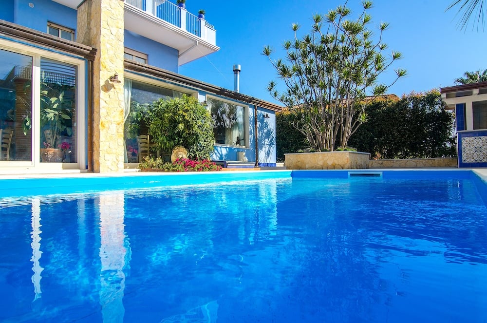 Mediterranean Charm