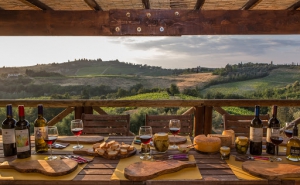 A Solatio - Wine Tasting Tuscany