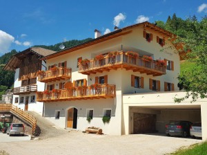 Mesnerhof Laurein/Lauregno