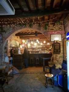 Lo Strettoio Pub & Cocktail Bar