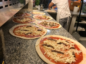 Planet Pizza. di Torres Francesco