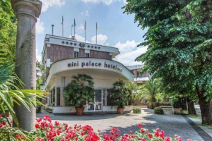 Hotel Mini Palace