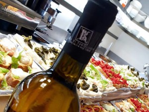 Kazzen Oro di Pantelleria Specialità dell'Isola Cantina e Laboratorio di prodotti tipici
