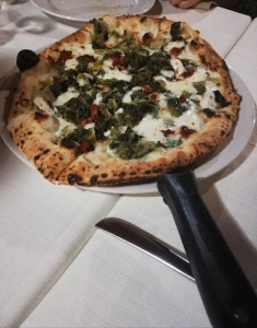 Pizza and gourmet PUMMARO' di Caracciolo Valentino & C. Iu