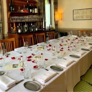 Al Borducan Romantic Hotel & Love Restaurant - For Couples only