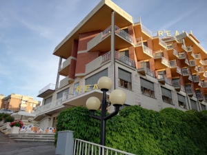 Hotel Reali