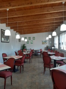 The golden bar trattoria pizzeria