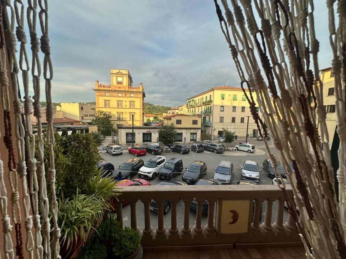 VISTA DALLA CUCINA/SOGGIORNO