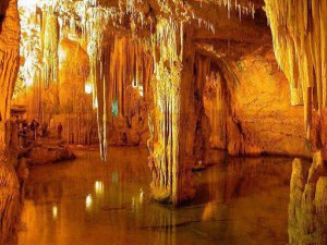 La Grotta di Calafarina