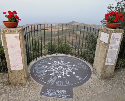 Azimuth di Fede - Rosa dei Venti di Monte Kalfa