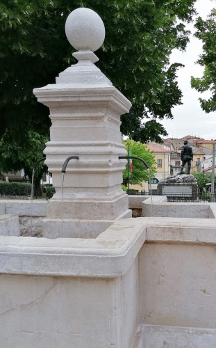 Piazza Umberto I e Le Quattro Fontane