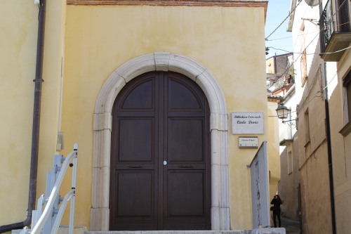 Palazzo Giliberti e Cappella - Biblioteca Nazionale Carlo Danio