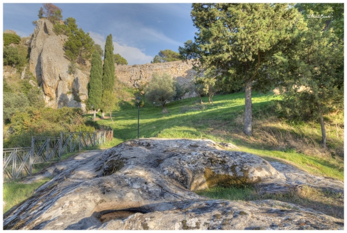 Castello Normanno e Grotta di Nigrò