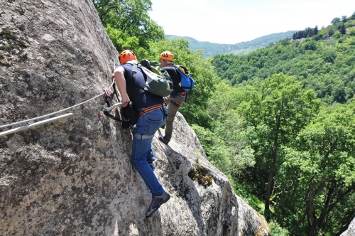 La Via Ferrata e il Ponte Nepalese