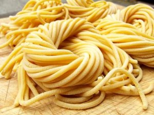 31ª Sagra dei Bigoli e dei Prodotti del Parco del Monte Cucco – Tradizione, gusto e musica sotto le stelle 2025