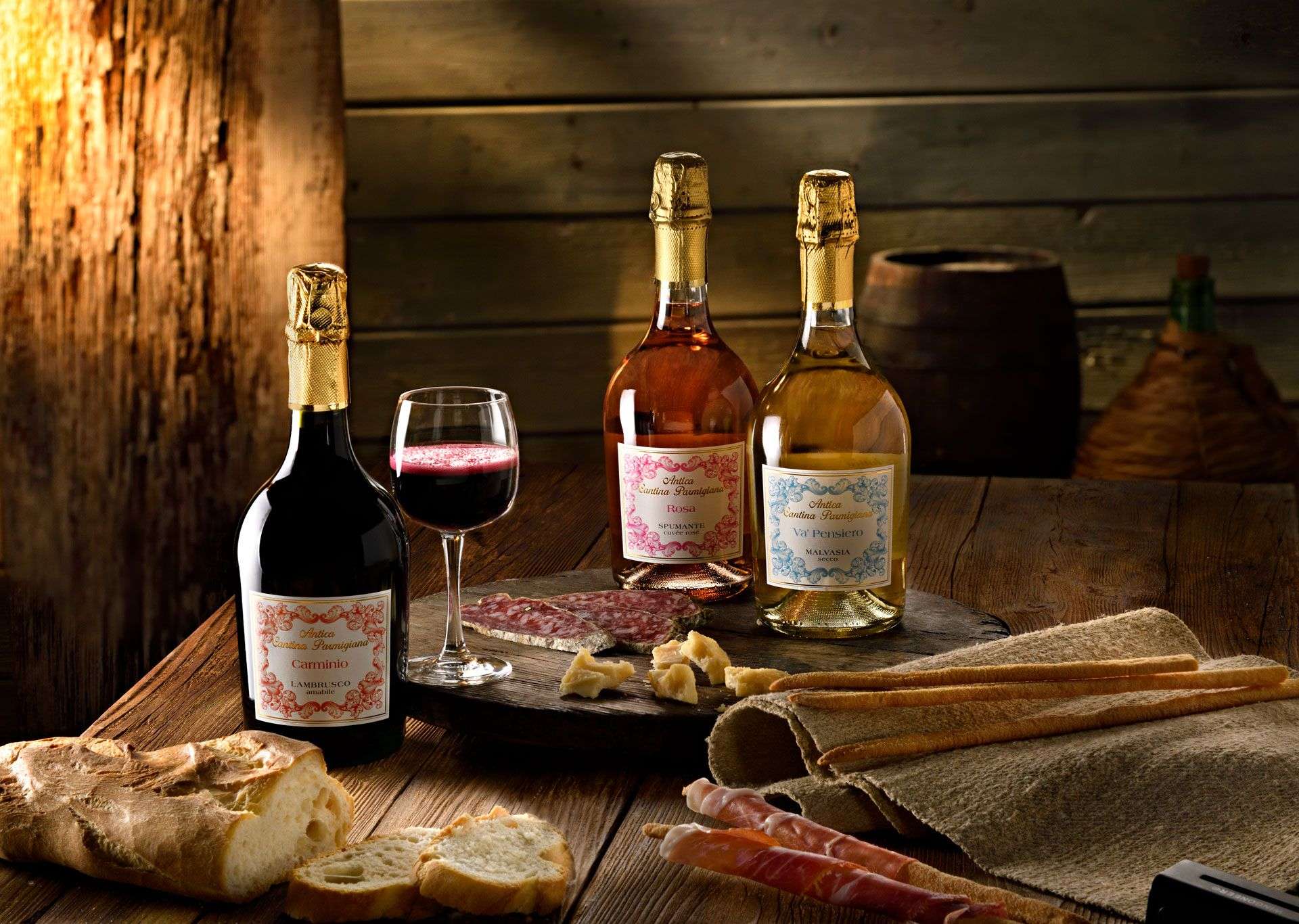  Foto Assapora l'Emilia - Offerta degustazione 3 vini. Lambrusco, Malvasia, Rosato