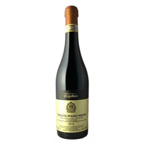  Foto Tenute Piano Regio Aglianico del Vulture Superiore DOCG 2018