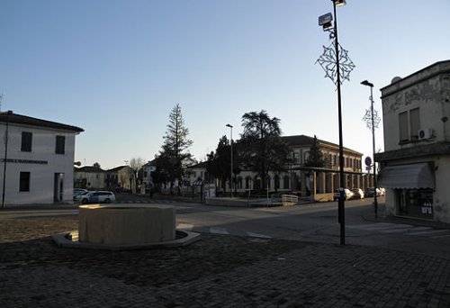 Castelnovo Bariano (RO)