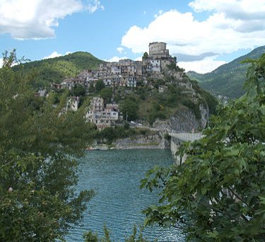 Castel di Tora (RI)